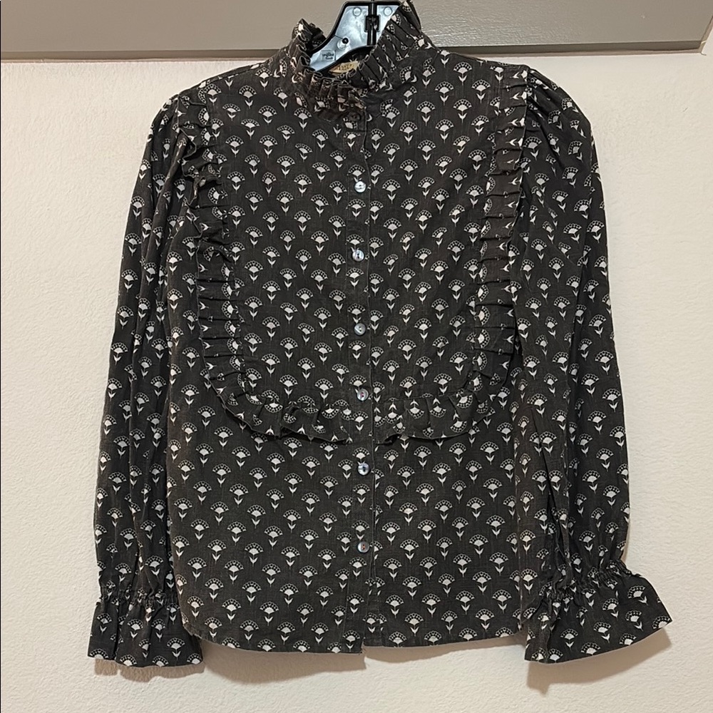 Matta Gray Printed Ruffle Button Down Top Sz Xs E… - image 1